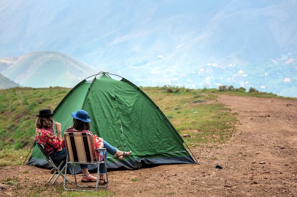 کلون بزرگ‌تر می‌شود: حالا هزاران سرویس خانگی توسط خانم‌های متخصص!